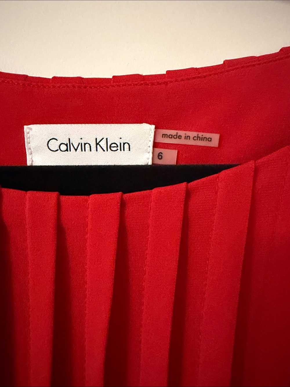 Calvin Klein Red Pleated Bodice Crisscross Waist Midi Dress - Picture 2 of 8
